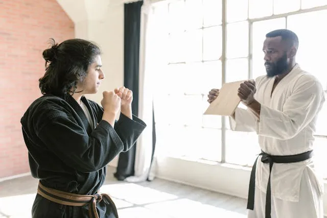 sztuki walki mężczyźni karate samoobrona